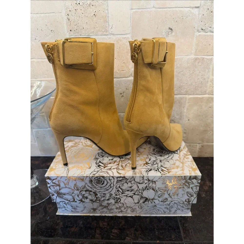 NEW BALMAIN Ocher suede boots $1500